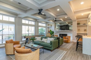 Interior Photo - Hidden Palms Apartment Homes