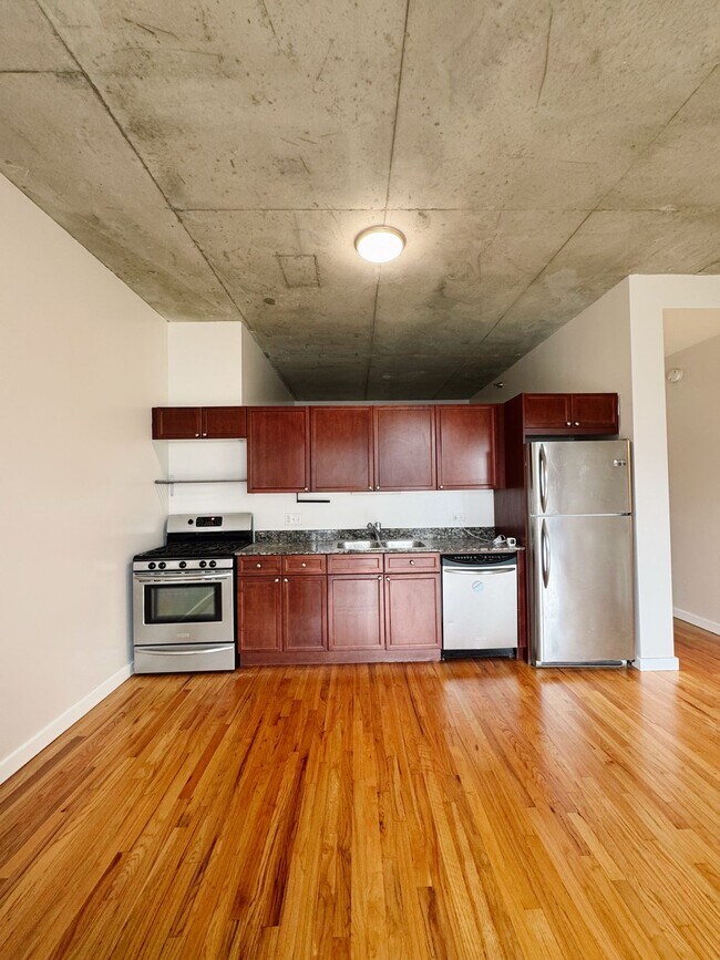 Building Photo - 1720 S Michigan Ave