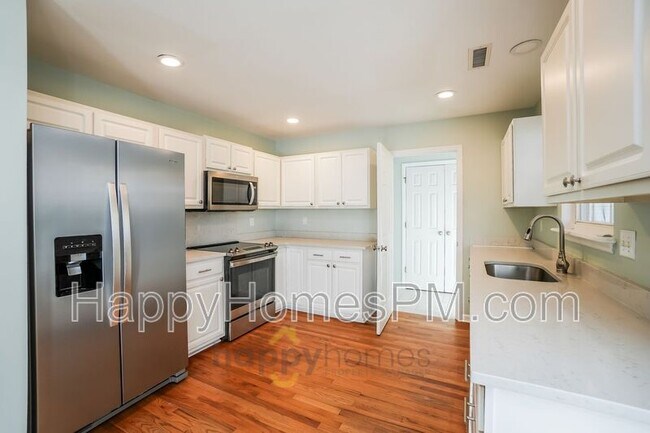 Building Photo - 941 Clearspring Dr