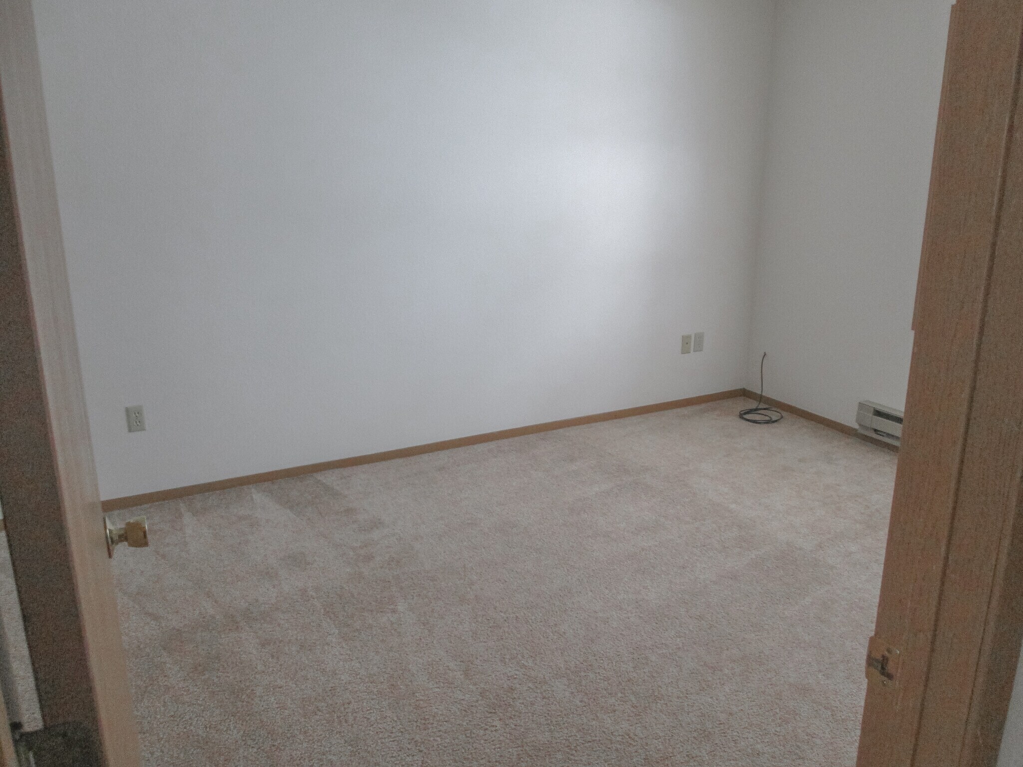 Building Photo - 308 Pine Crest Dr