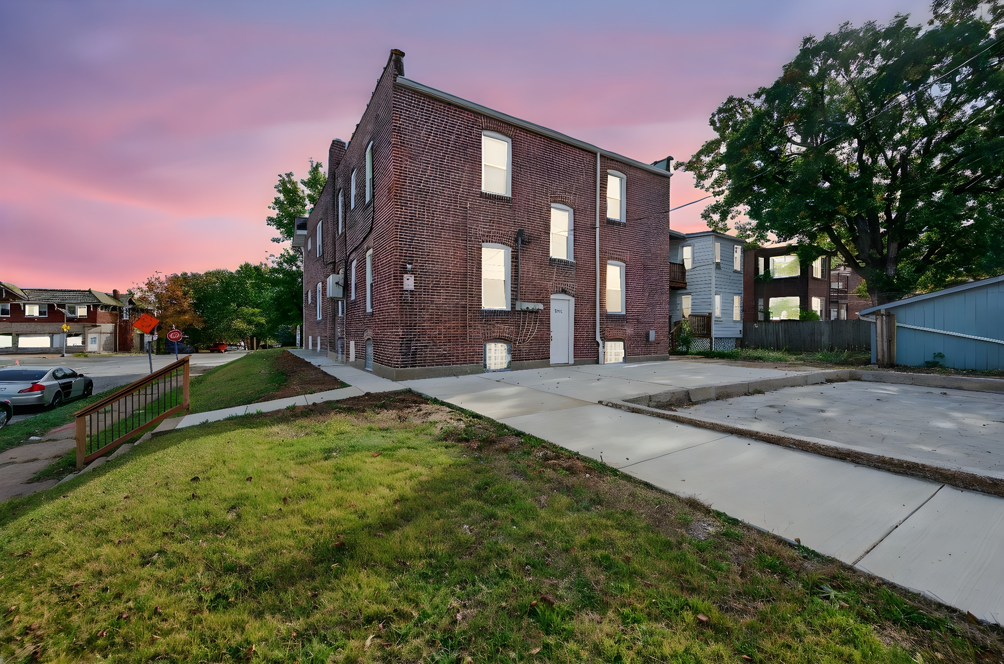 Building Photo - 5803 S Kingshighway Blvd