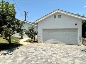 Building Photo - 610 N Hidalgo Ave