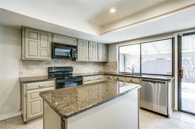 Building Photo - 4525 Newcombe Dr