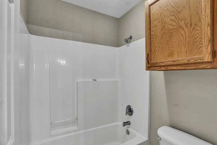 Building Photo - 4340 Blaine Cir
