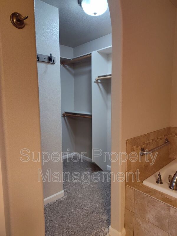 Building Photo - 3733 Gunsmoke Rd