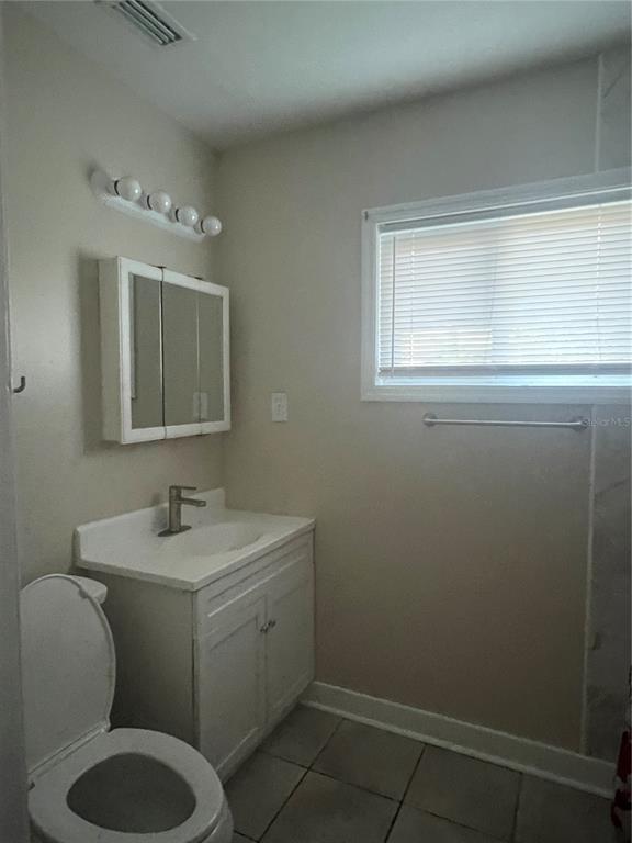 Building Photo - 1568 NE 10th St