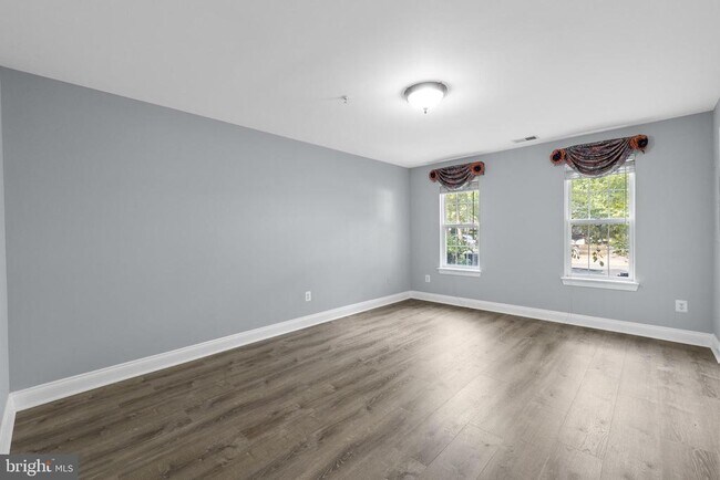 Building Photo - 5068 Minda Ct