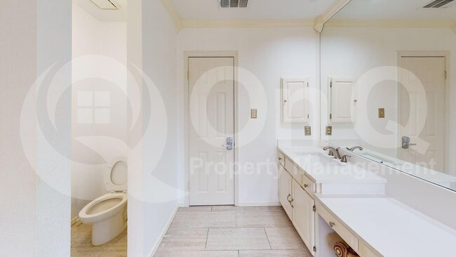 Building Photo - 6708 Roman Ct