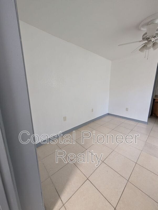 Building Photo - 3721 N Whittier St