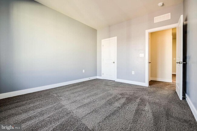 Building Photo - 1224 Main Line Blvd