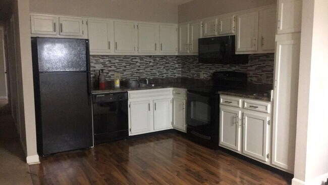 Building Photo - bg0724