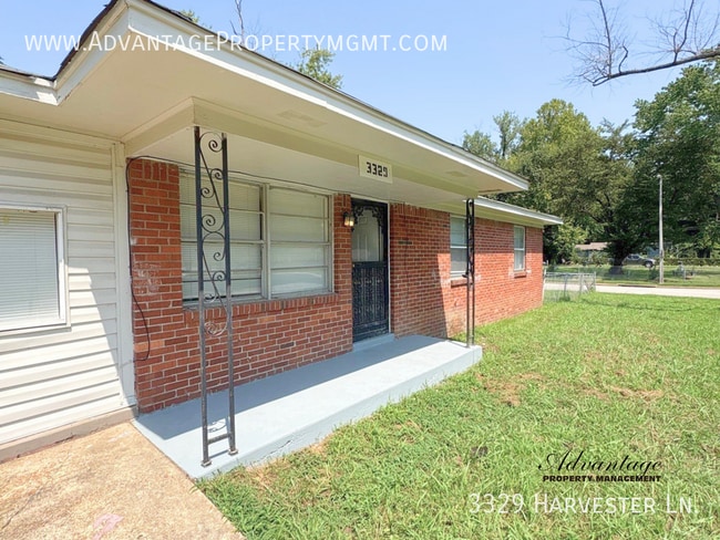 Building Photo - 3329 Harvester Ln