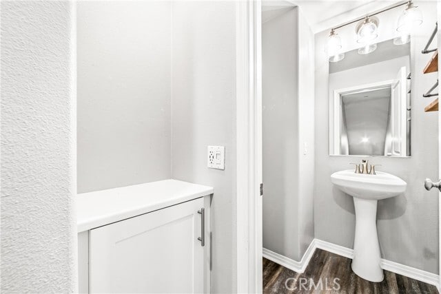 Building Photo - 6331 Pacific Wy