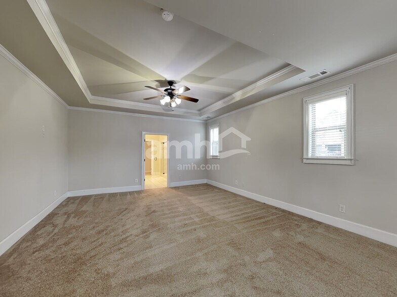 Building Photo - 255 Hinton Chase Pky