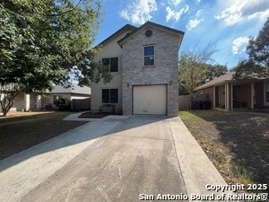 Building Photo - 6734 Honeyridge Ln