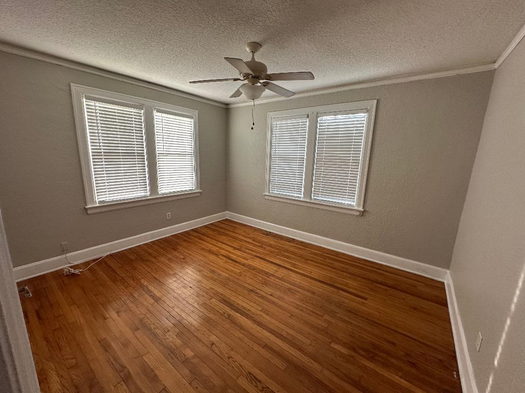 Building Photo - 2737 Riverside Ave