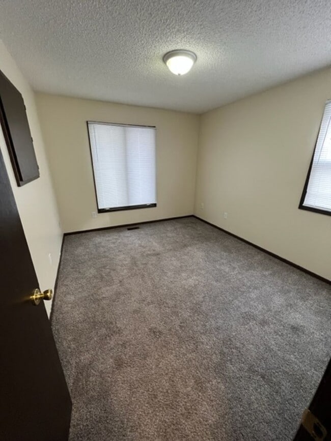 Building Photo - SouthSide Duplex