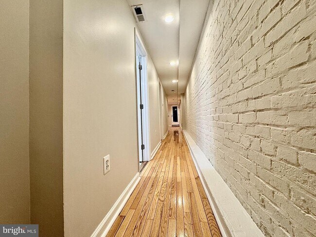 Building Photo - 2017 13th St NW