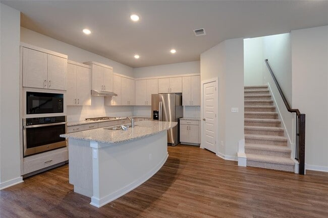 Building Photo - 133 High Plains Dr