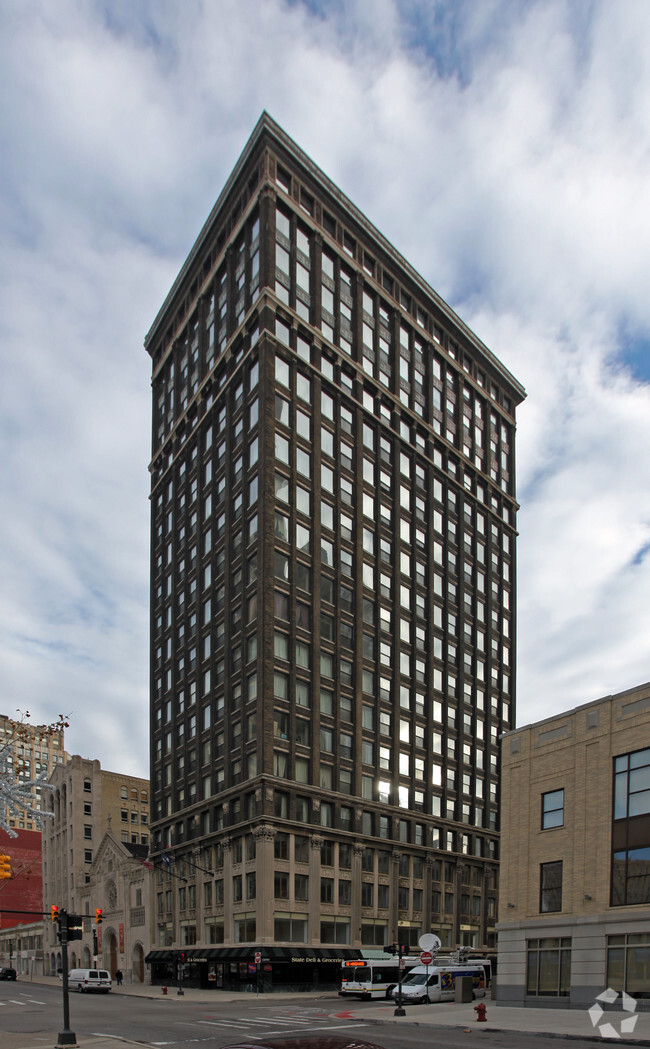 Primary Photo - Washington Boulevard Apartments