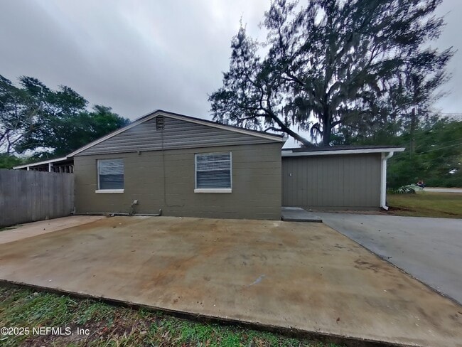 Building Photo - 5807 Ricker Rd