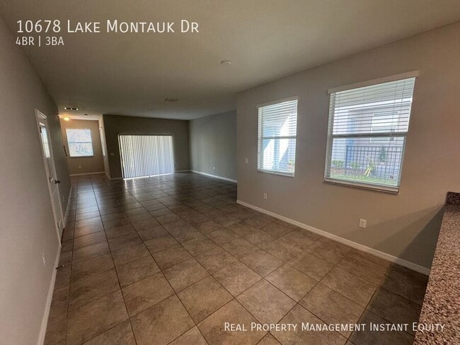 Building Photo - 10678 Lake Montauk Dr