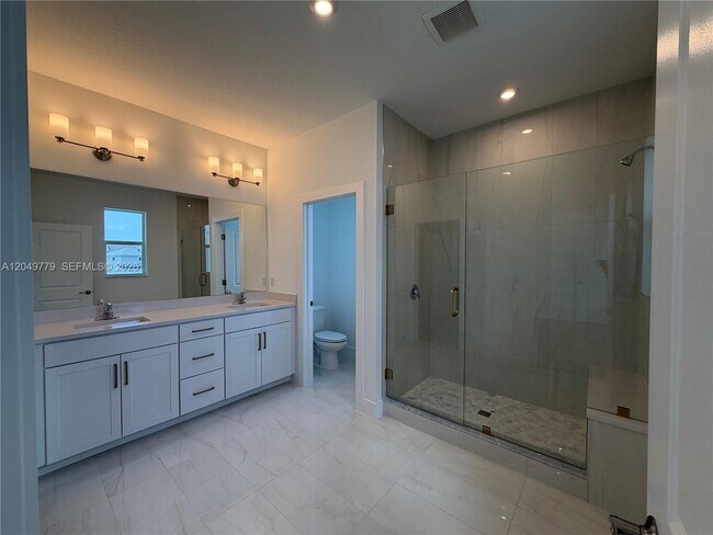 Building Photo - 881 SW Bushel Trl