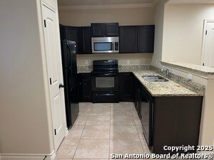 Building Photo - 6015 Jax Wy