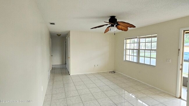 Building Photo - 2545 Via Vittoria Ct