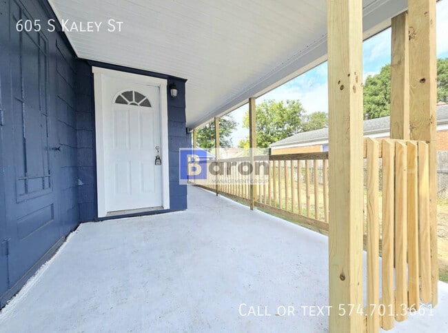 Building Photo - 605 S Kaley St