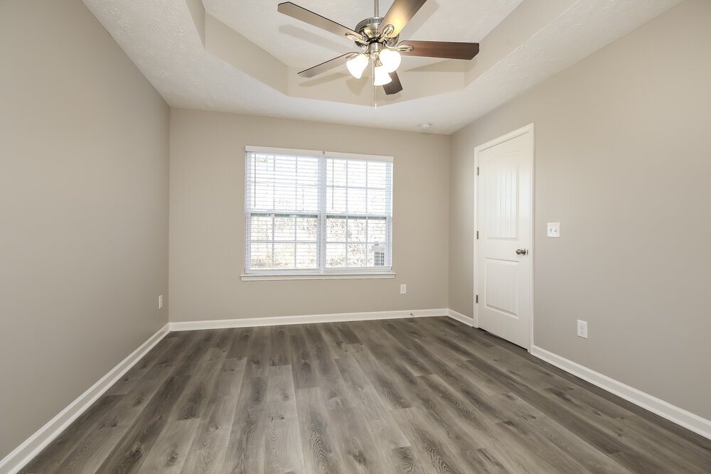 Building Photo - 8481 Lawson Dr