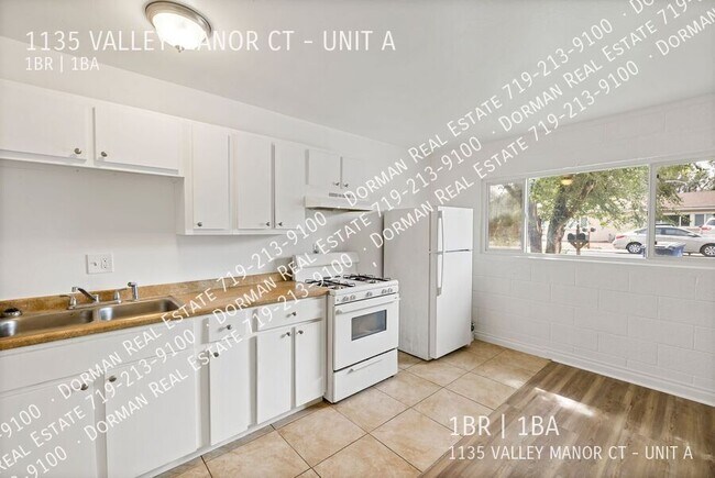 Building Photo - 1135 Valley Manor Ct