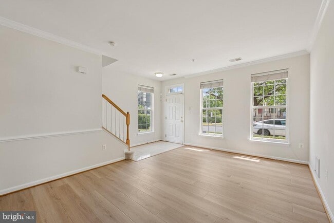 Building Photo - 15503 John Diskin Cir