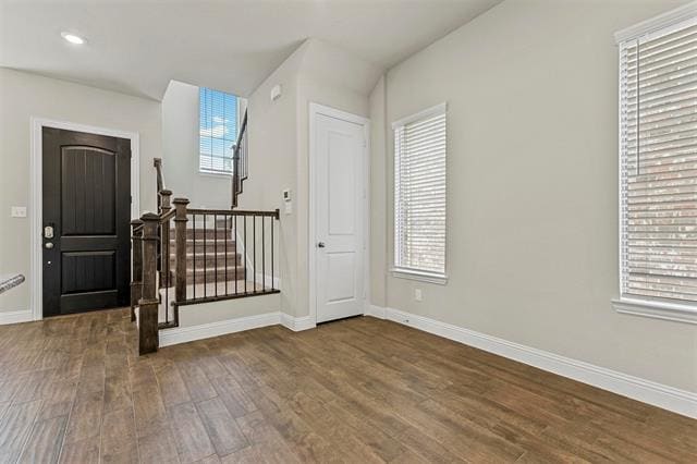 Building Photo - 2221 Apex Dr