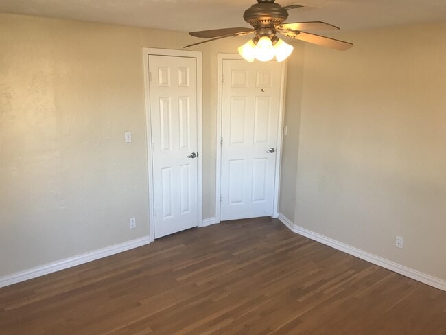 Building Photo - 223 E Independence St