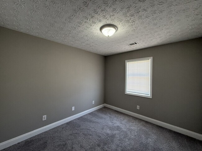 Building Photo - 233 Westchester Cir