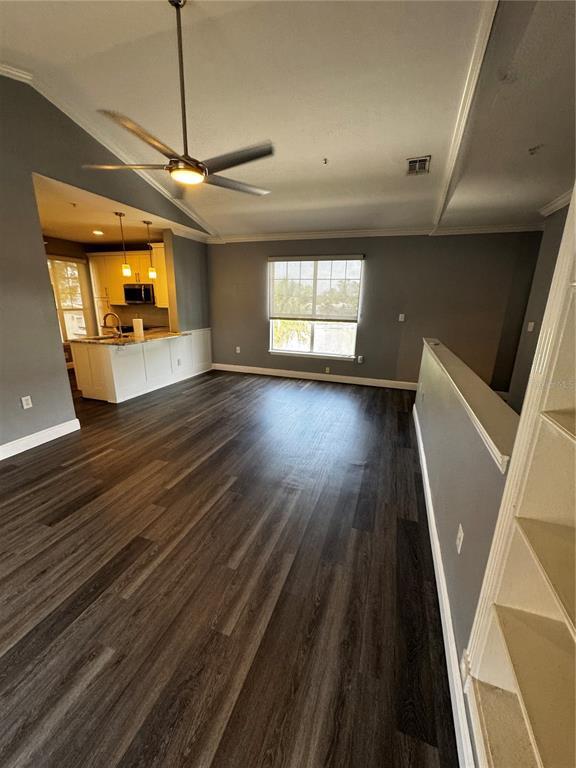 Building Photo - 5000 Culbreath Key Way
