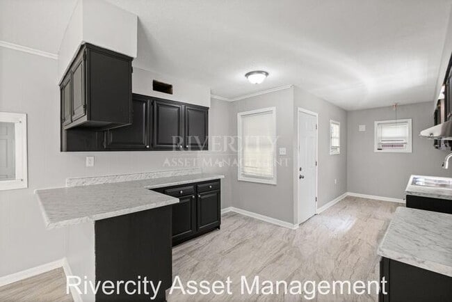 Building Photo - 3129 Curzon Ave