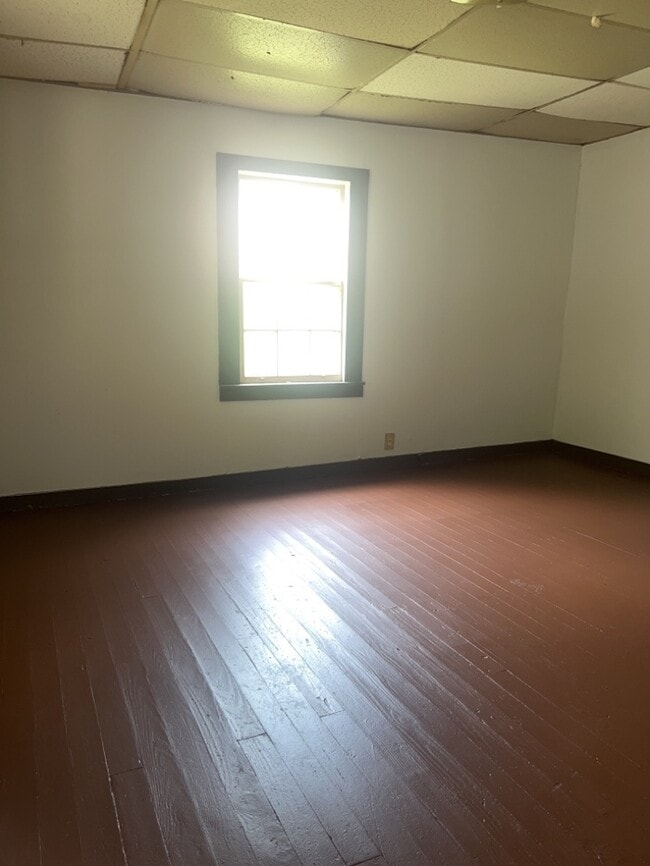 Building Photo - Laurens Home for Rent
