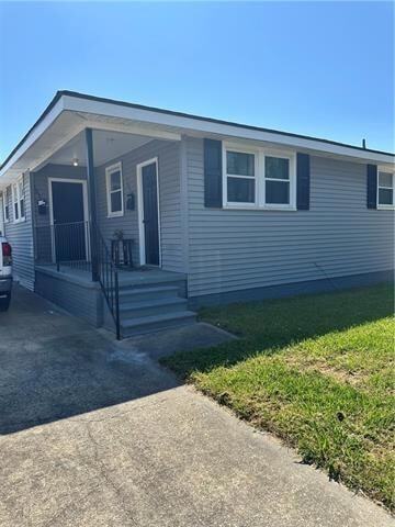 Building Photo - 10526 Alan St