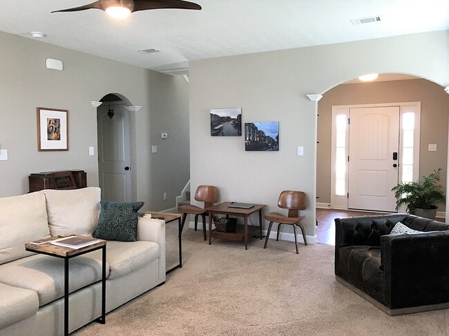 Building Photo - 4005 Pullman Cir