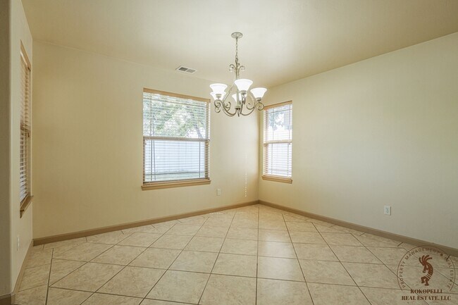 Building Photo - 3090 Aberdeen Ln