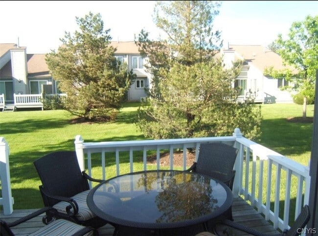 Building Photo - 61 Midlake Cir