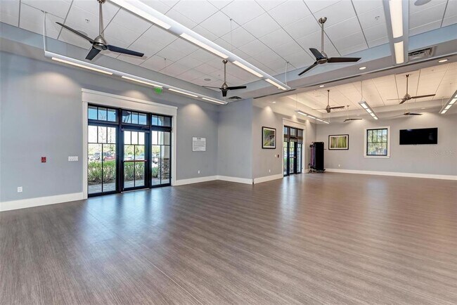 Building Photo - 6739 Haverhill Ct