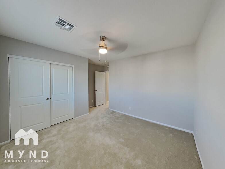 Building Photo - 6646 Evander St