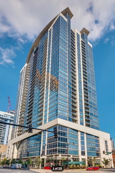 Building Photo - 100 E 14th St