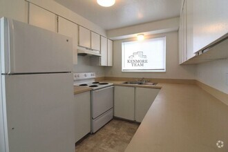 Building Photo - 1409 W 14th Ave