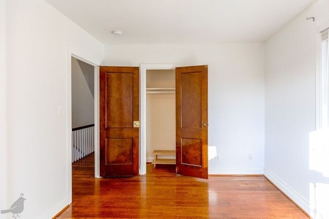 Building Photo - 3937 Ames St NE