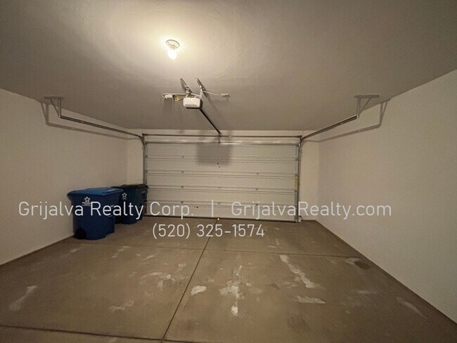 Building Photo - Beautiful 4 Bedroom, 3 Bath Star Valley Ho...