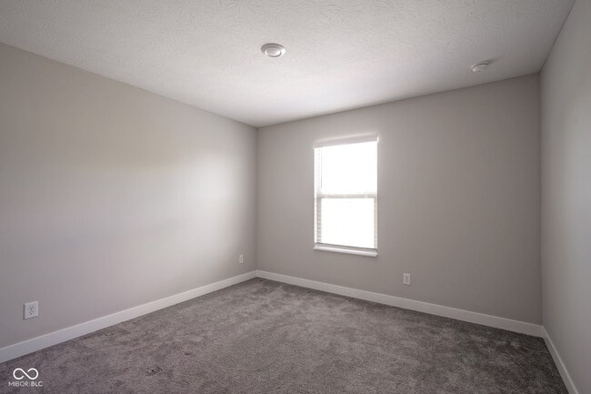 Building Photo - 8239 Bostic Dr